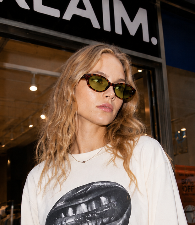 LIMITED RESELL TEE Klaim