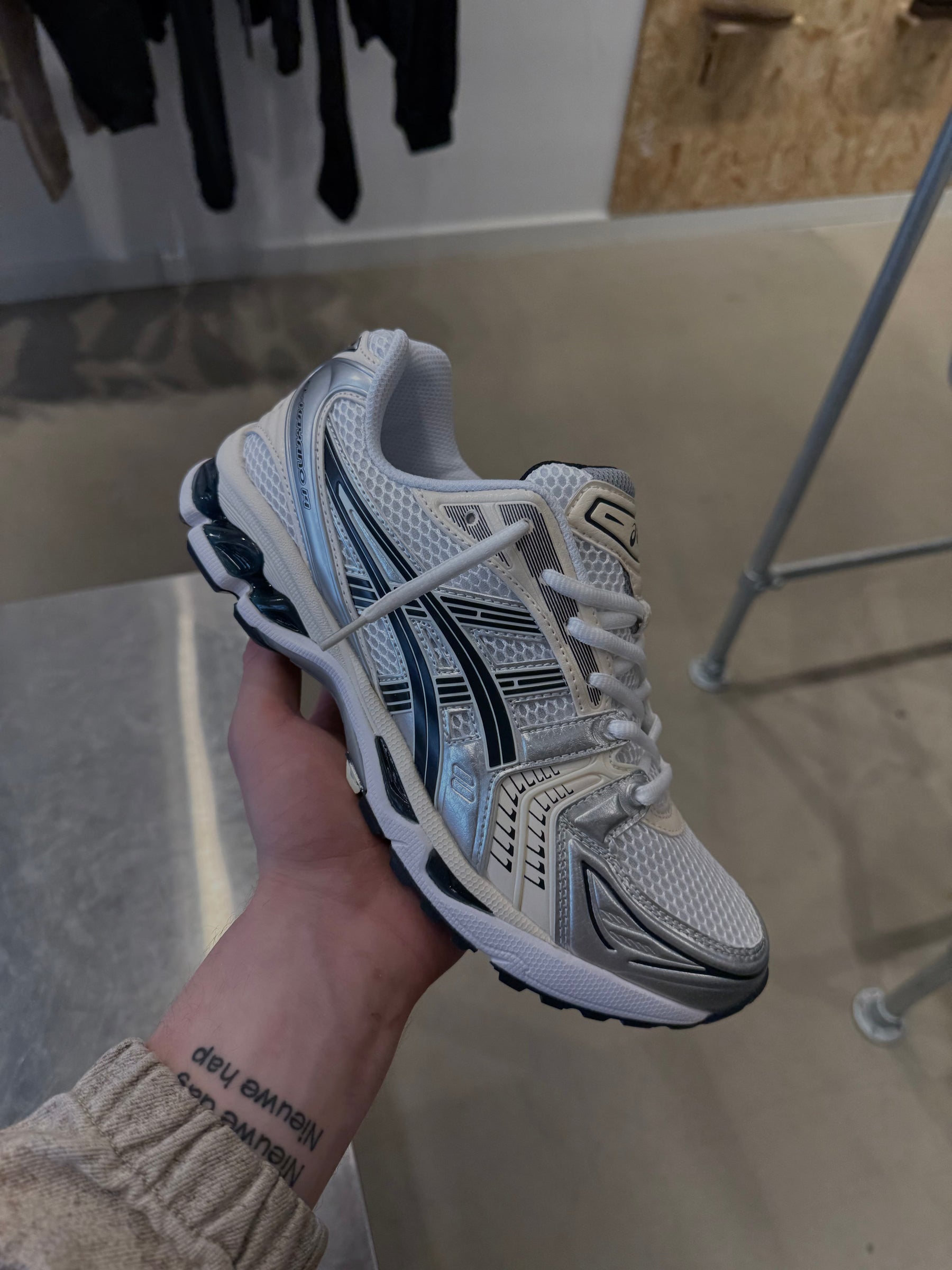 KAYANO MIDNIGHT NAVY ASICS